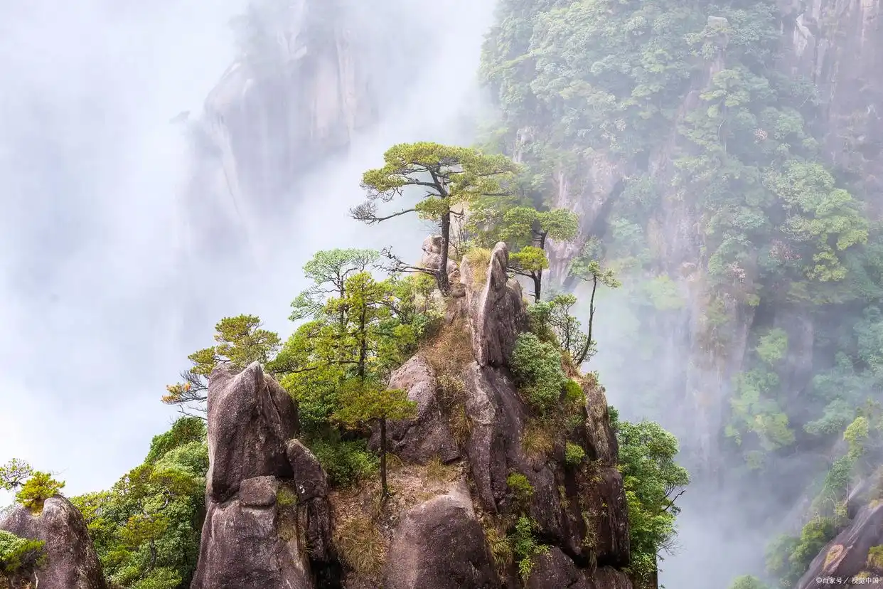 三清山十一旅游攻略_杭州到三清山二日游行程安排_<strong>杭州去三清山旅游攻略二日游</strong>