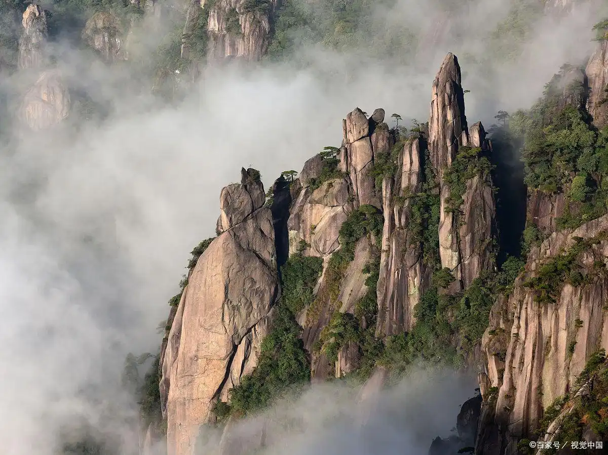 杭州到三清山二日游行程安排_三清山十一旅游攻略_<strong>杭州去三清山旅游攻略二日游</strong>