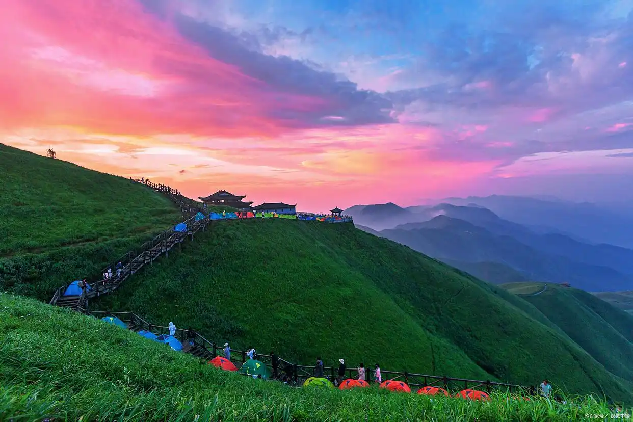 三清山十一旅游攻略_江西三山深度游攻略_庐山三清山武功山自由行7日游