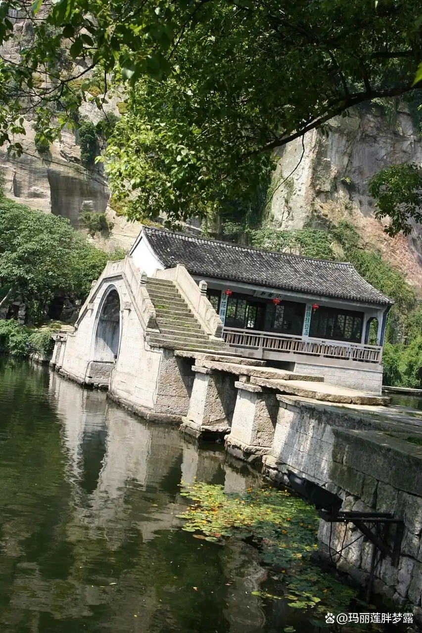 三清山十一旅游攻略_上饶十大景点推荐_三清山婺源篁岭旅游攻略