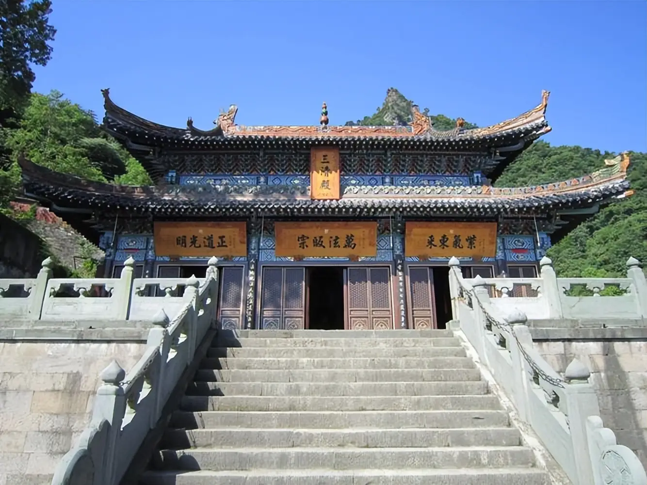 武当山旅游攻略_武当山逃票旅游攻略_武当山道教文化