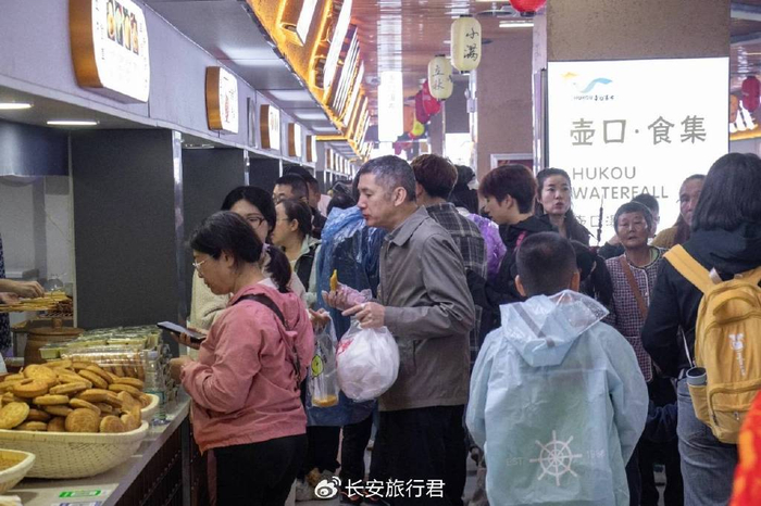 十月去壶口瀑布旅游攻略_壶口瀑布陕西侧演出时间表_国庆陕西黄河壶口瀑布旅游攻略