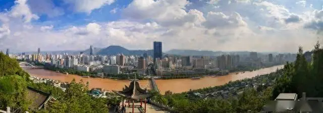 甘肃省博物馆中山桥白塔山公园正宁路夜市攻略_兰州旅游路线推荐_兰州自由行旅游攻略