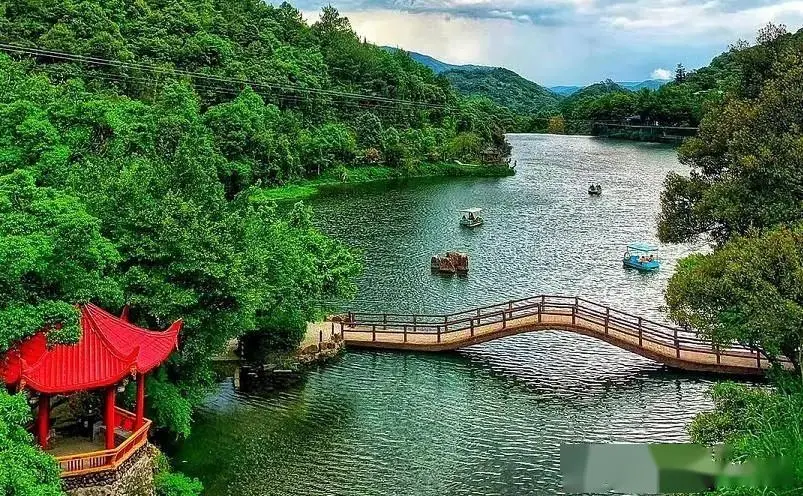 莆田菜溪岩旅游攻略_九鲤湖旅游攻略_莆田九鲤湖景点介绍