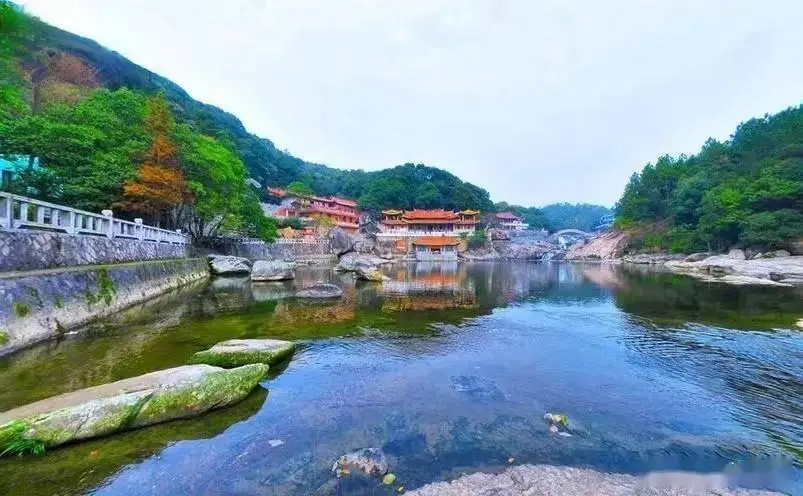 莆田九鲤湖景点介绍_九鲤湖旅游攻略_莆田菜溪岩旅游攻略
