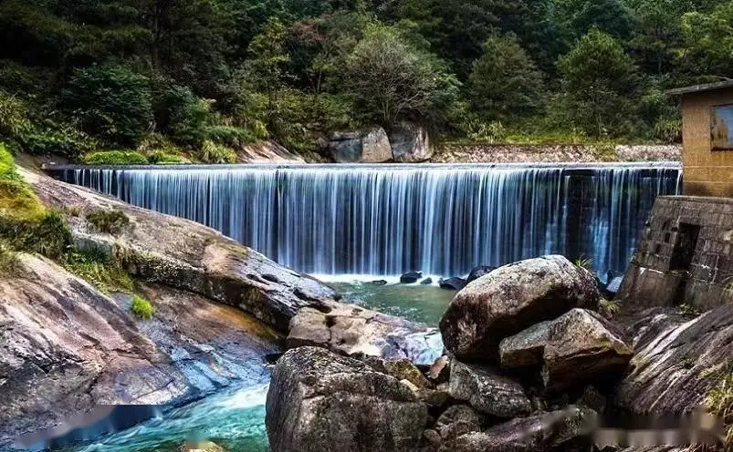 莆田菜溪岩旅游攻略_莆田九鲤湖景点介绍_九鲤湖旅游攻略