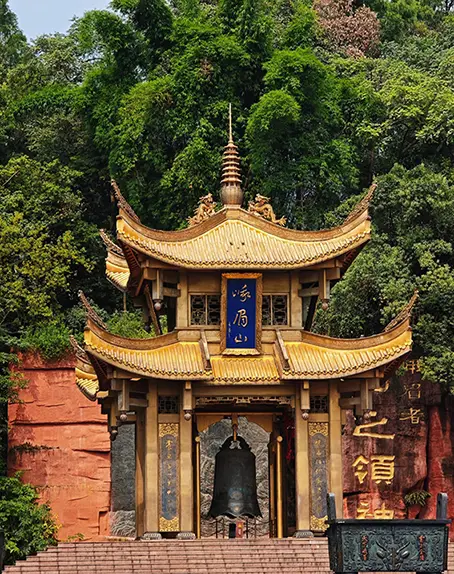 峨眉山千年禅意文化体验_峨眉山金顶佛光祈福_峨眉山旅游攻略2026