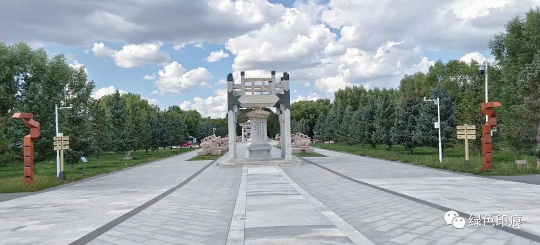 昭君墓青冢旅游攻略_昭君出塞香丘传说_昭君墓旅游攻略