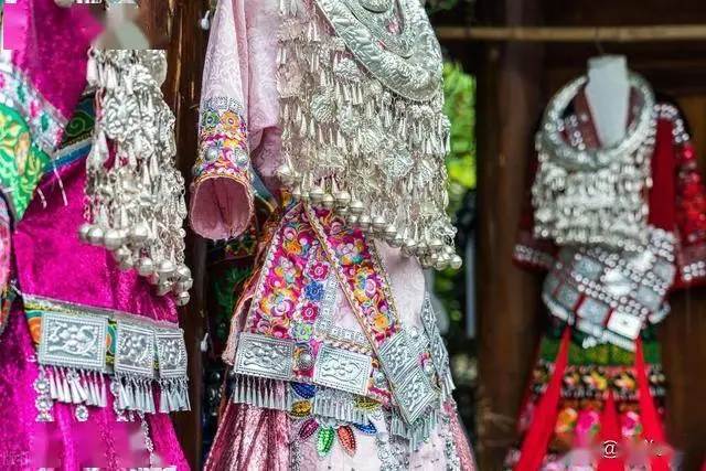 贵阳山水风光_贵阳特色美食文化_贵阳到长隆旅游攻略