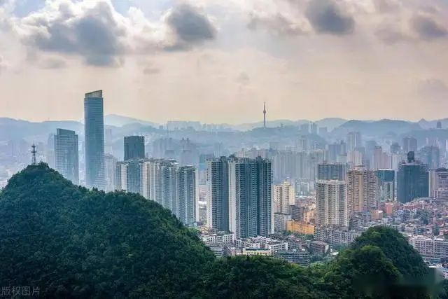 贵阳特色美食文化_贵阳山水风光_贵阳到长隆旅游攻略