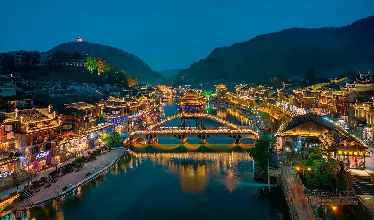 湖南景区旅游攻略_张家界国家森林公园攻略_湖南旅游景点推荐