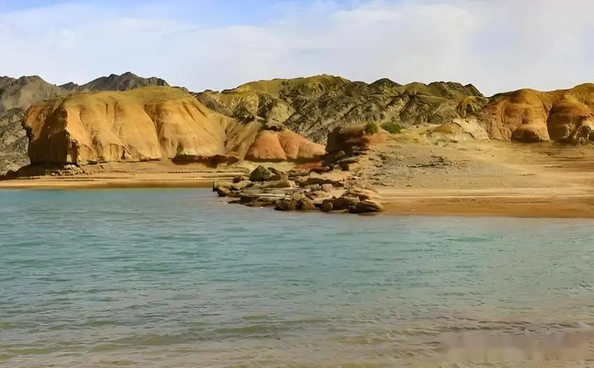 嘉峪关天旅游攻略_嘉峪关美食推荐_嘉峪关旅游攻略
