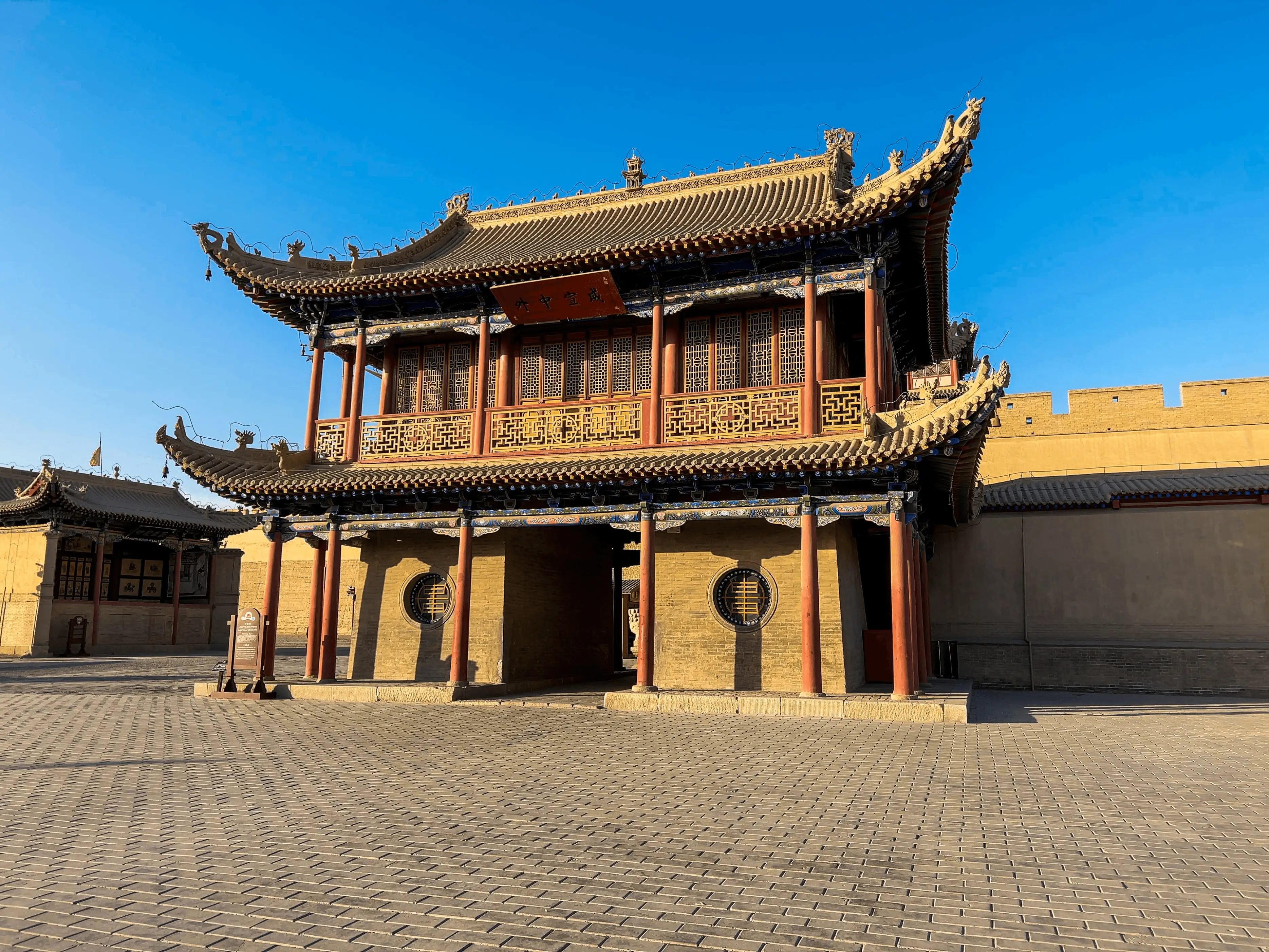 嘉峪关关城景区游玩攻略_嘉峪关关城门票价格及开放时间_嘉峪关天旅游攻略