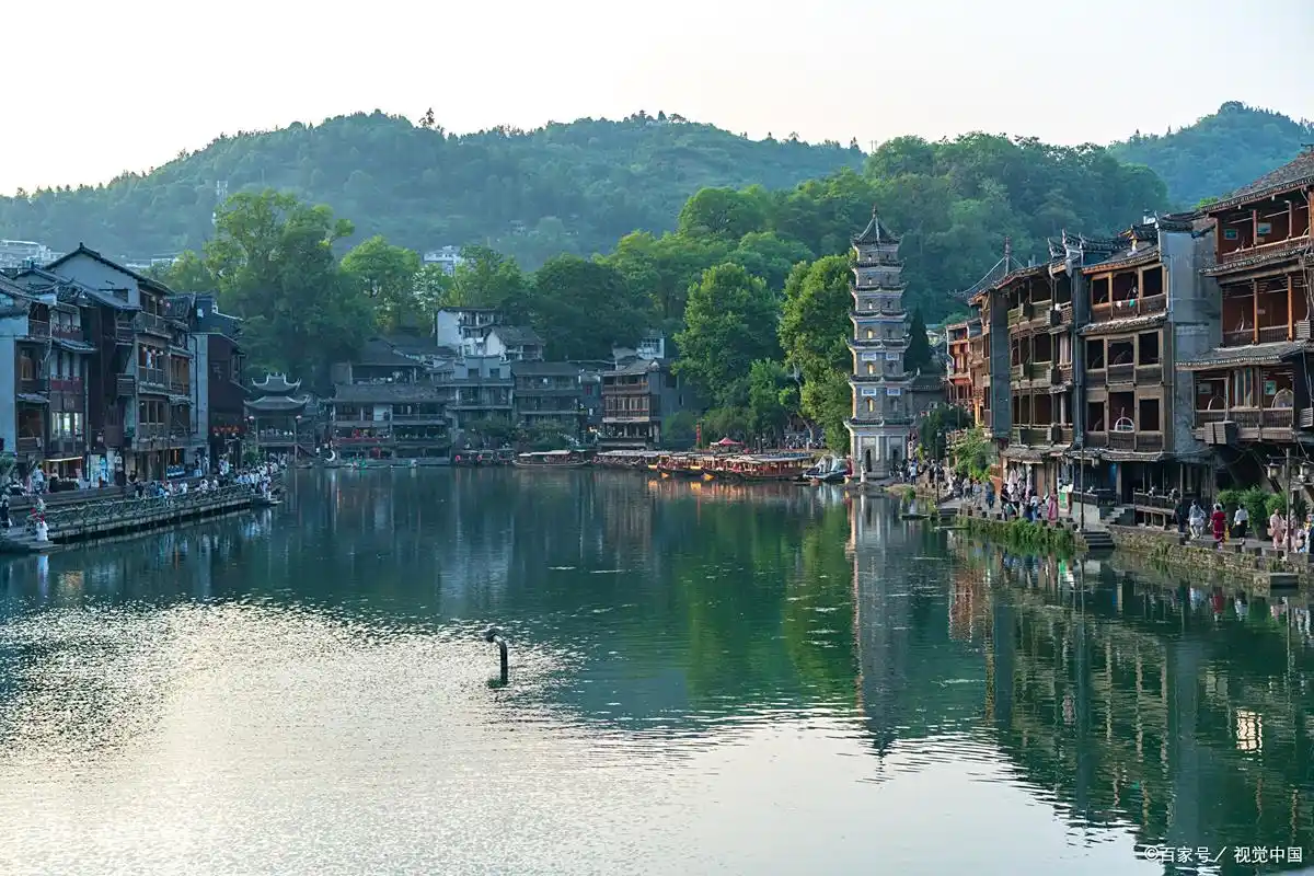春节湖南凤凰旅游攻略_凤凰古城门票信息_凤凰古城游玩攻略