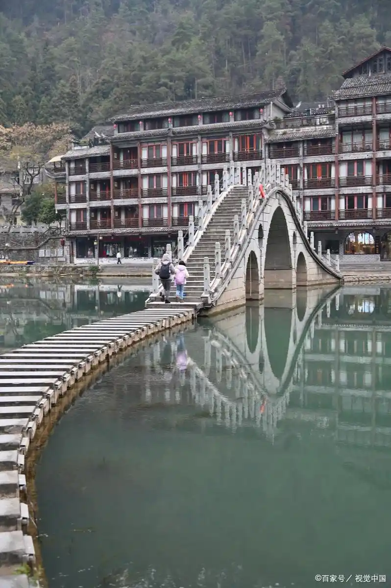 凤凰古城深度旅游攻略_春节湖南凤凰旅游攻略_湘西风情与时光慢旅