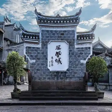 凤凰古城旅行攻略必做避坑指南_凤凰古城交通指南游玩路线_春节湖南凤凰旅游攻略