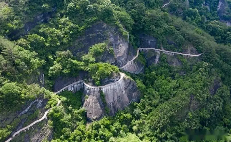 冠豸山旅游攻略_龙岩十大必玩景点_龙岩旅游攻略自驾