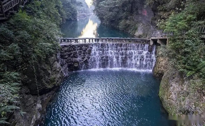 龙岩旅游攻略自驾_冠豸山旅游攻略_龙岩十大必玩景点