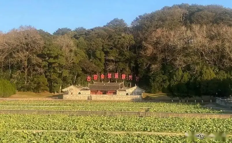 龙岩十大必玩景点_冠豸山旅游攻略_龙岩旅游攻略自驾