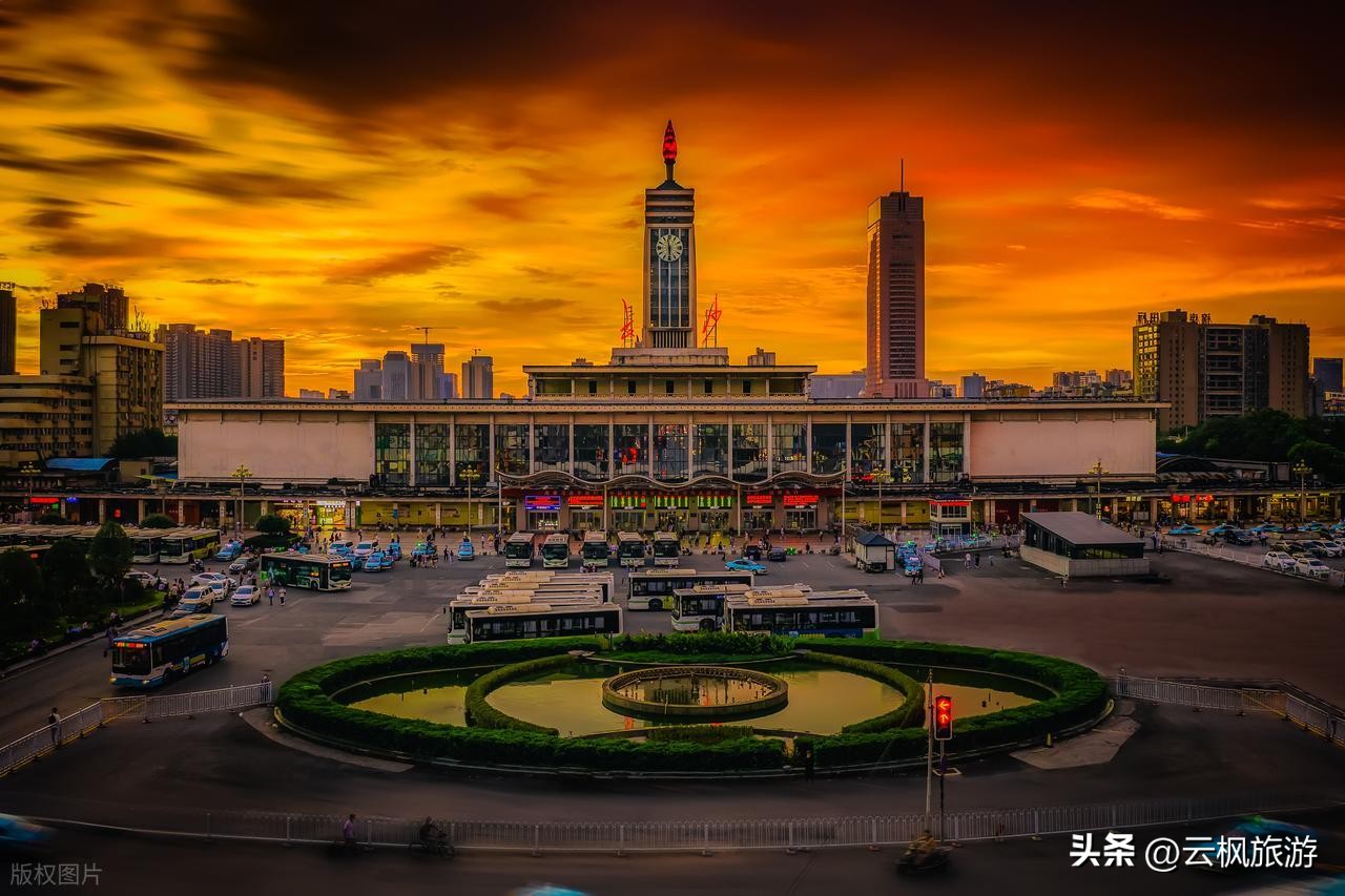 长沙美食推荐_长沙旅游攻略景点必去_长沙旅游攻略