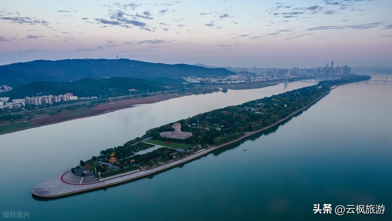 长沙旅游攻略_长沙旅游攻略景点必去_长沙美食推荐