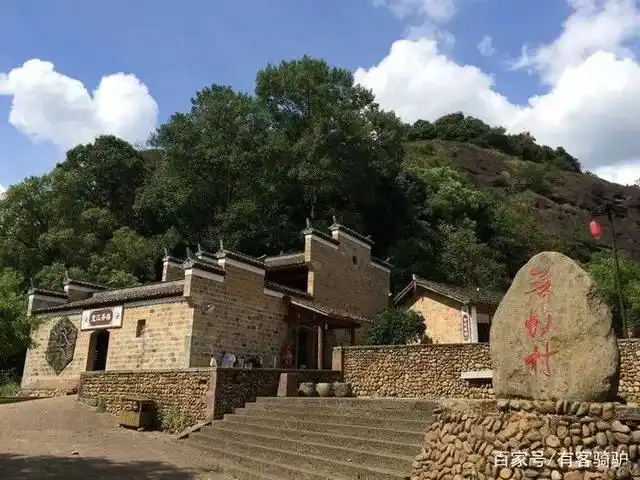江西龙虎山旅游攻略_江西龙虎山风景区旅游攻略_龙虎山风景名胜区