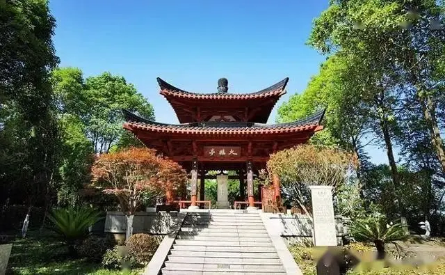 窦圌山旅游攻略_绵阳十大必玩景点_绵阳10月旅游攻略