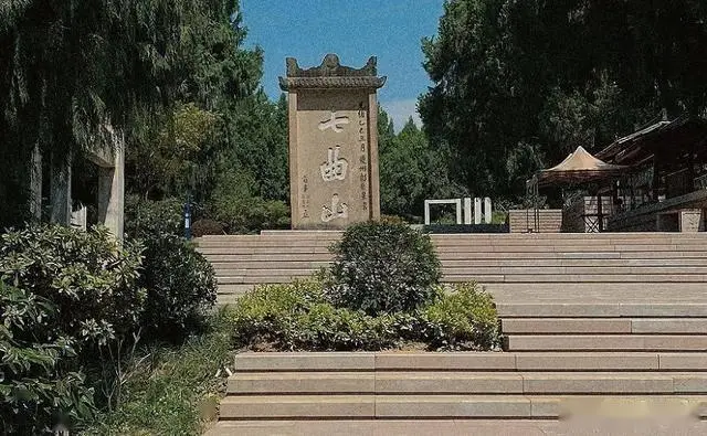 窦圌山旅游攻略_绵阳十大必玩景点_绵阳10月旅游攻略