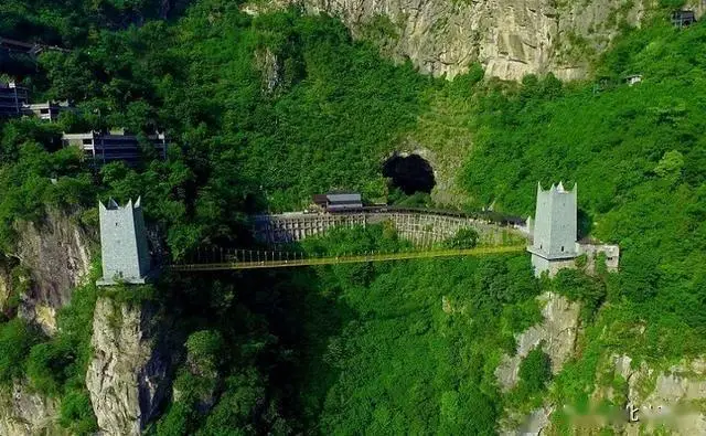 窦圌山旅游攻略_绵阳十大必玩景点_绵阳10月旅游攻略
