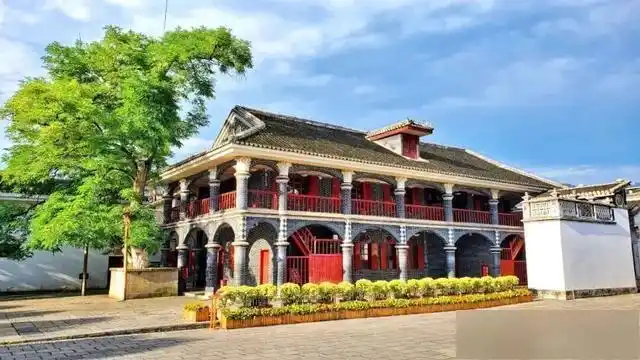 贵州赤水旅游攻略_遵义精品深度旅游线_遵义春季旅游线路