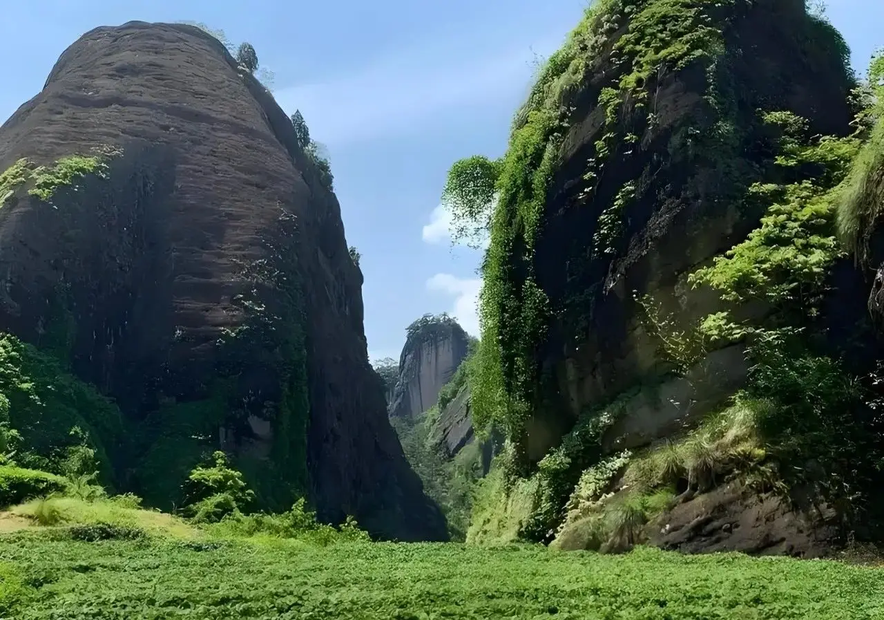 武夷山旅游攻略及花费_武夷山名字的由来_武夷山自然景观特色