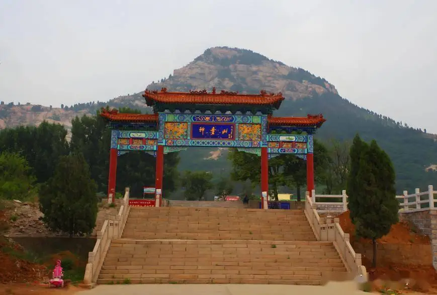 泰安旅游攻略必玩的景点_泰安十大景观地标_泰山日出观测点