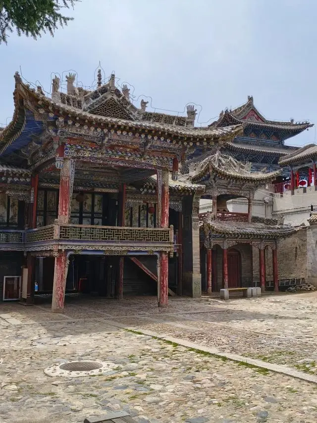 西宁旅游攻略三天_西宁旅游攻略_塔尔寺旅游攻略