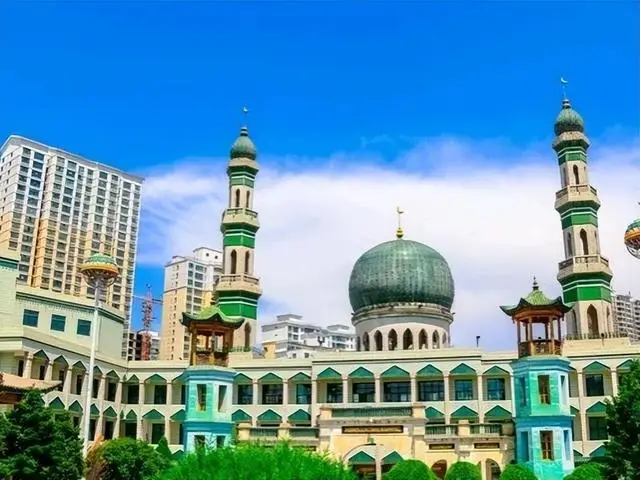 西宁旅游攻略三天_塔尔寺旅游攻略_西宁旅游攻略