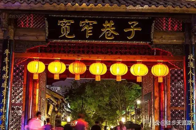 峨眉山乐山旅游攻略_成都乐山峨眉5日游_四川人文美食旅行路线