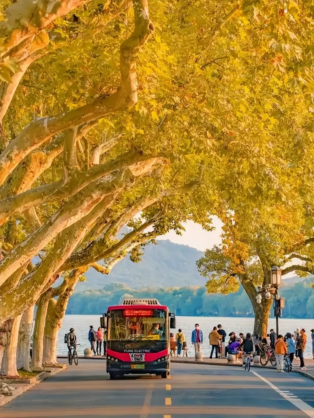 西湖精华景点路线_杭州西湖游玩攻略_杭州西湖旅游攻略