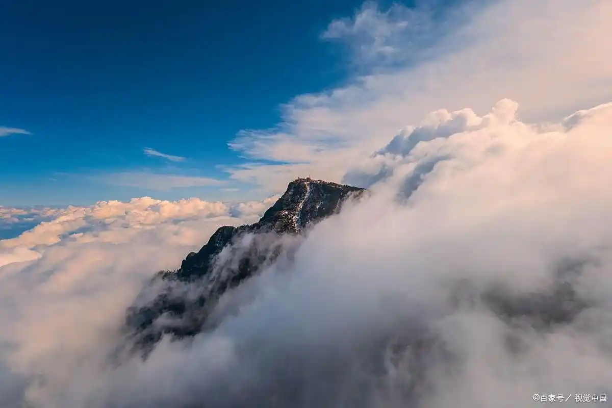 峨眉山一日游精华路线_峨眉山旅游攻略一天价格_雷洞坪至金顶游览攻略