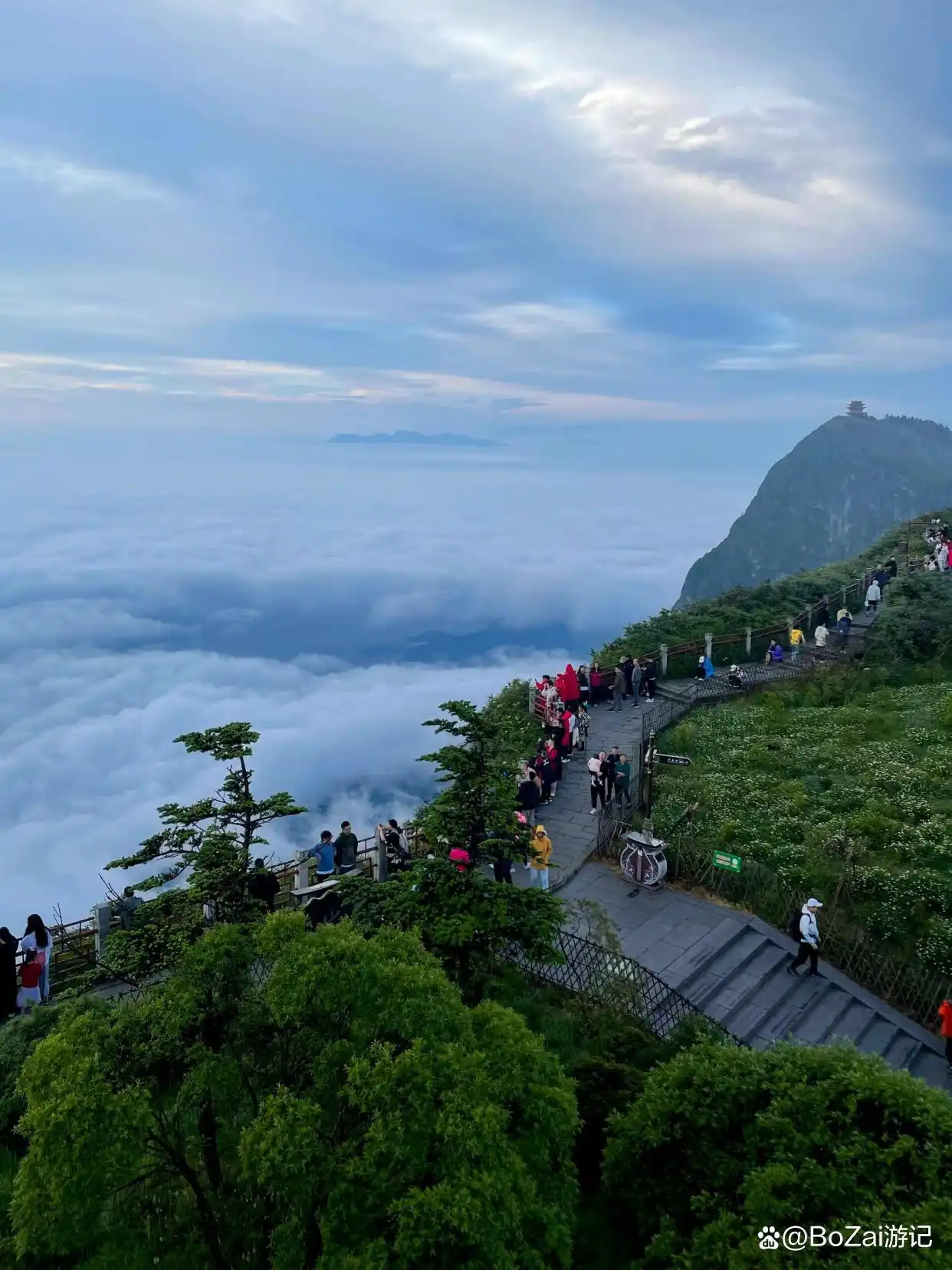 峨眉山旅游攻略_自驾游峨眉山旅游攻略_峨眉山旅游路线推荐