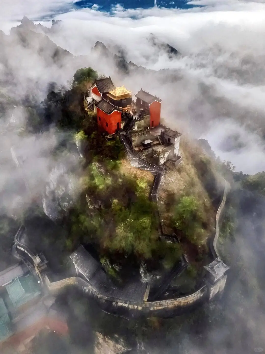 武当山自驾游旅游攻略_武当山全年免费门票政策_湖北武当山免票条件