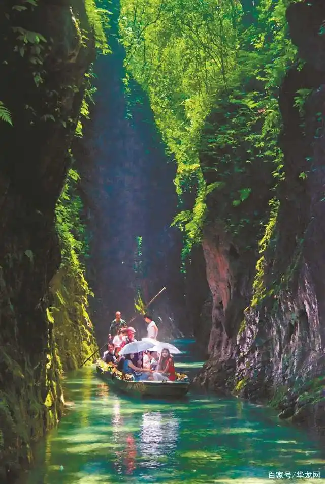 金刀峡旅游攻略_金刀峡峡谷景观_金刀峡旅游攻略