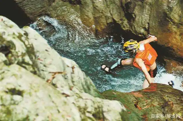 金刀峡峡谷景观_金刀峡旅游攻略_金刀峡旅游攻略